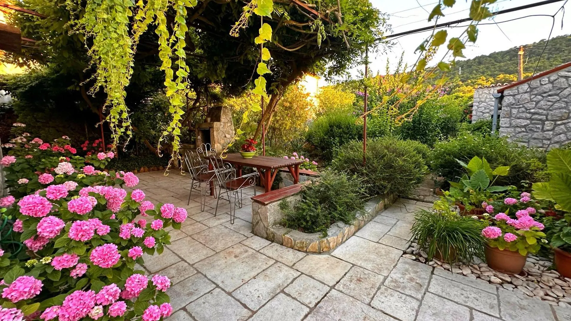 Apartments Cvita Veli Losinj